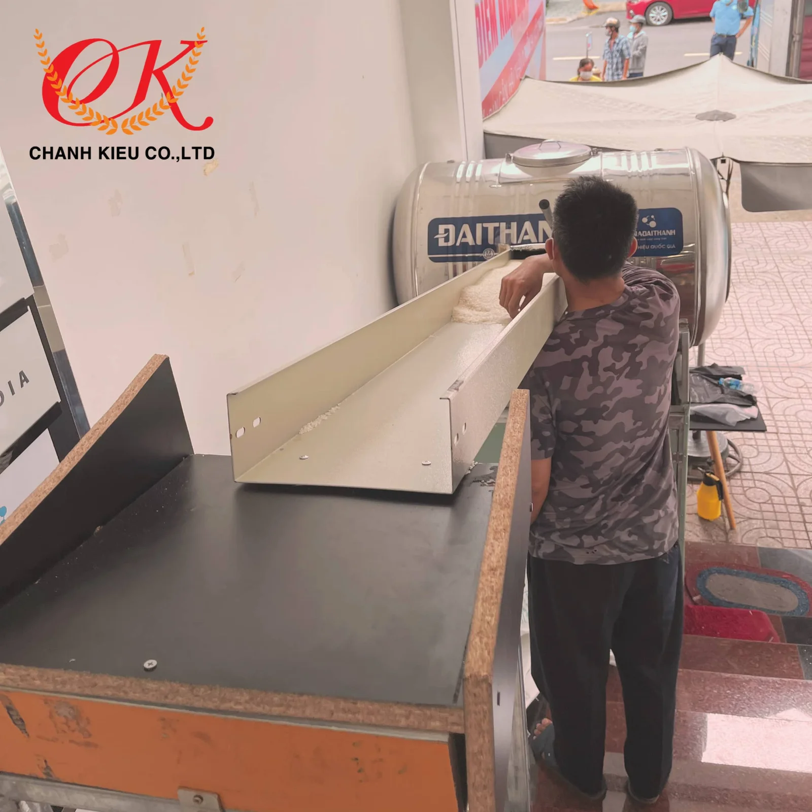 Sự ảnh hưởng của các xu hướng ẩm thực hiện đại đến việc tiêu thụ gạo truyền thống
