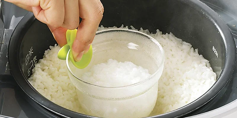 Làm theo cách này, nồi cơm của bạn sẽ hết ngay mùi khét